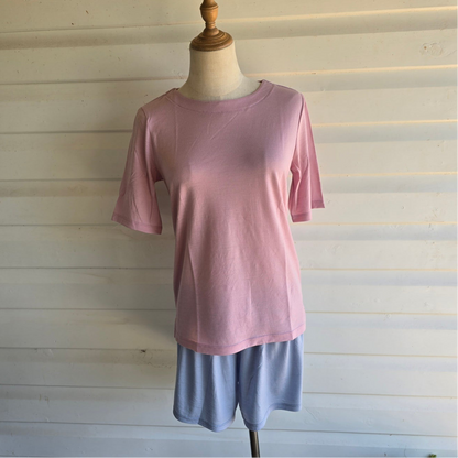 mannequin wearing dusty pink elbow length merino tee